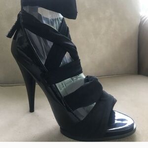 Womens Guess heels